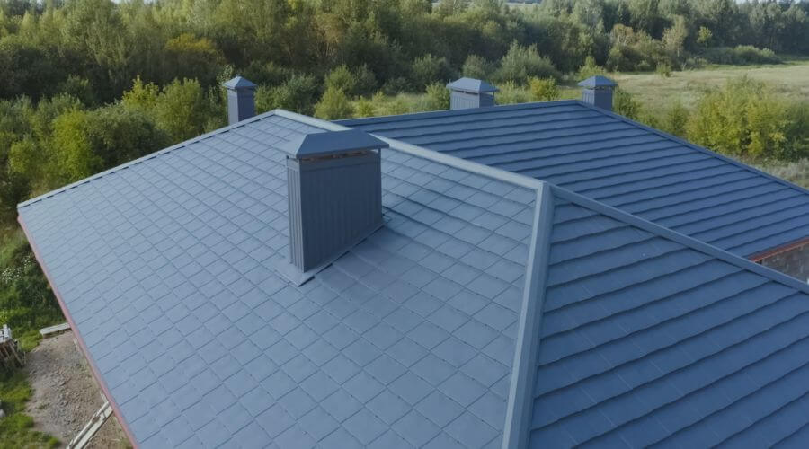 Professional Flat Roofing Installation in Thompson, IA